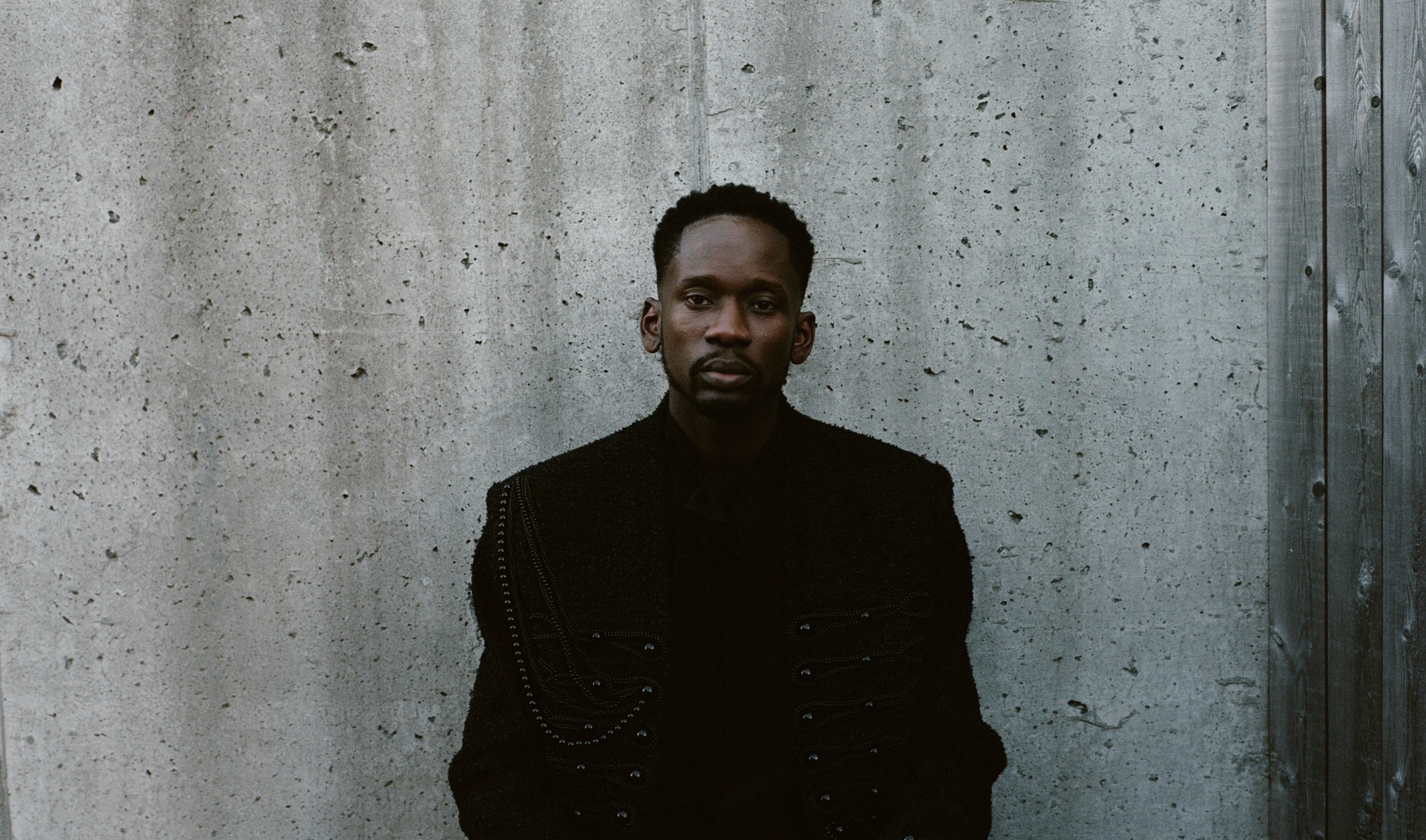 Mr Eazi offers one last taste of his forthcoming project, Maison Rouge on ‘Violence’