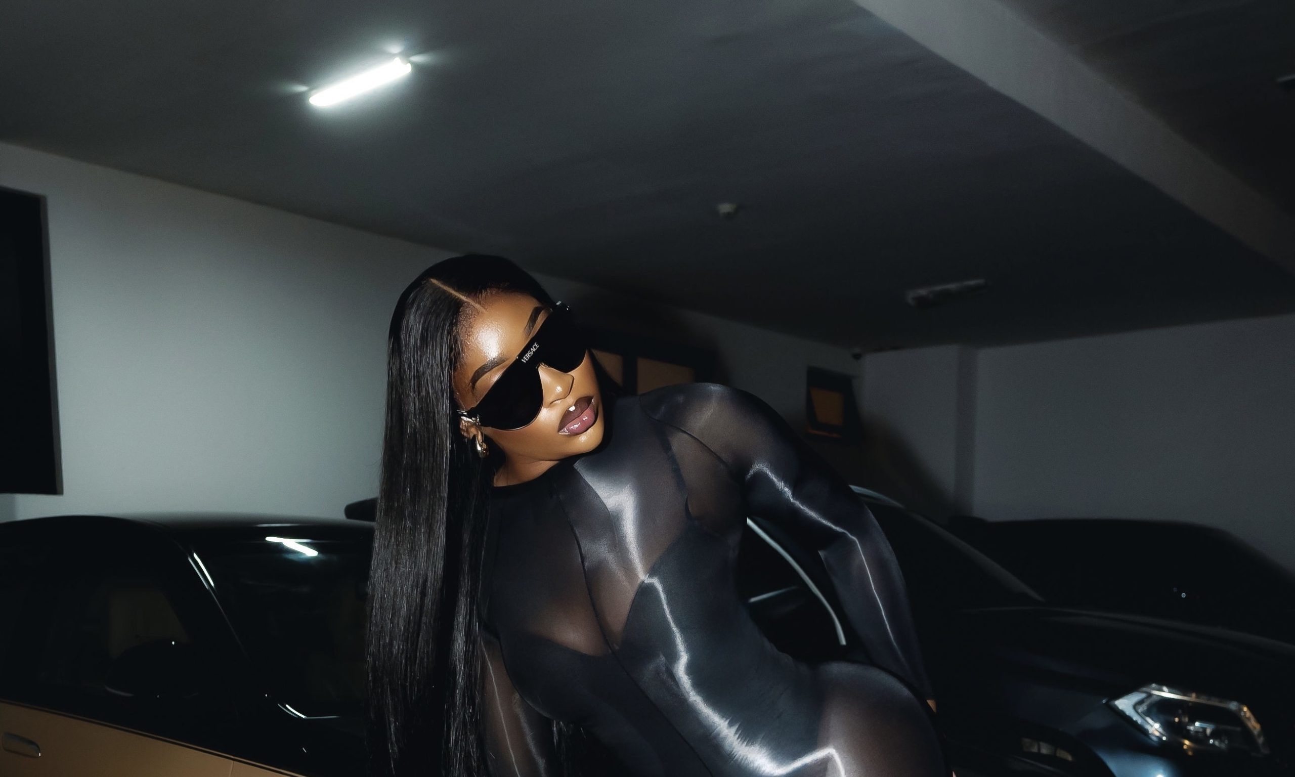 Rising Star Deola Unveils Two-Song Package, "Composure" and "Kawosoke"